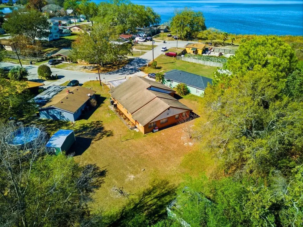111 Sunset Drive E Winter Haven FL 33881