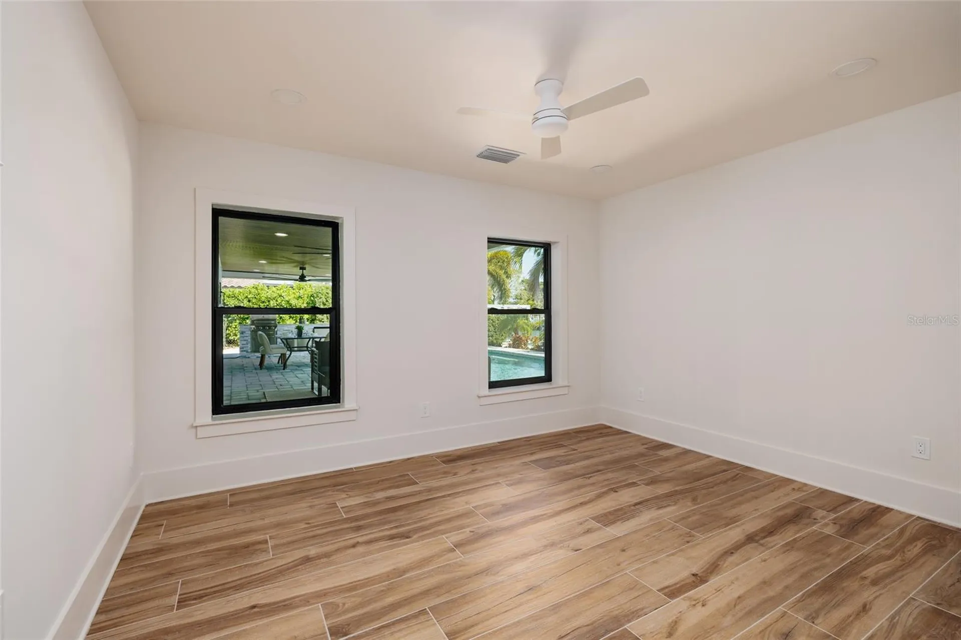 2032 Kansas Avenue NE St Petersburg FL 33703
