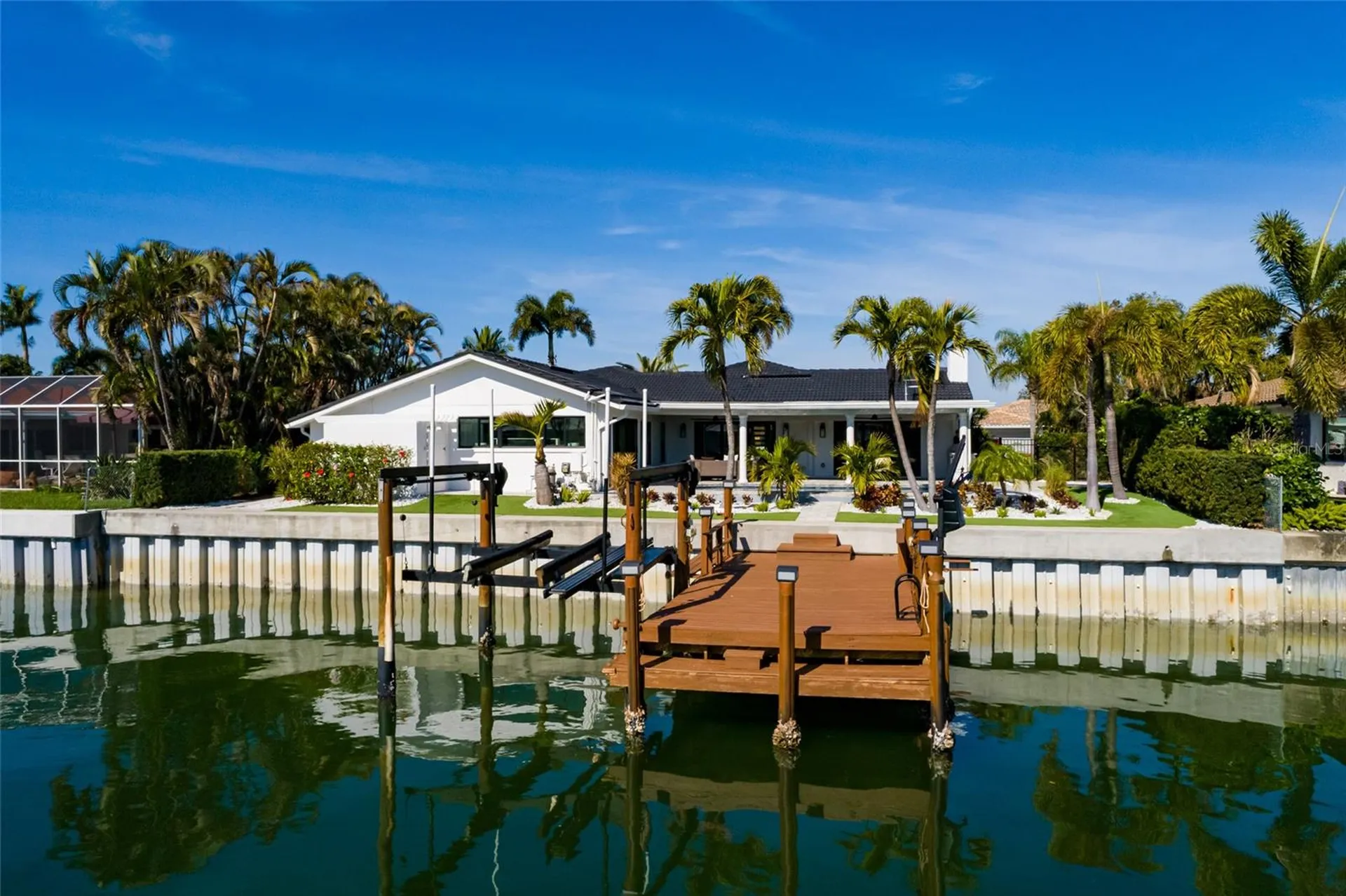2032 Kansas Avenue NE St Petersburg FL 33703