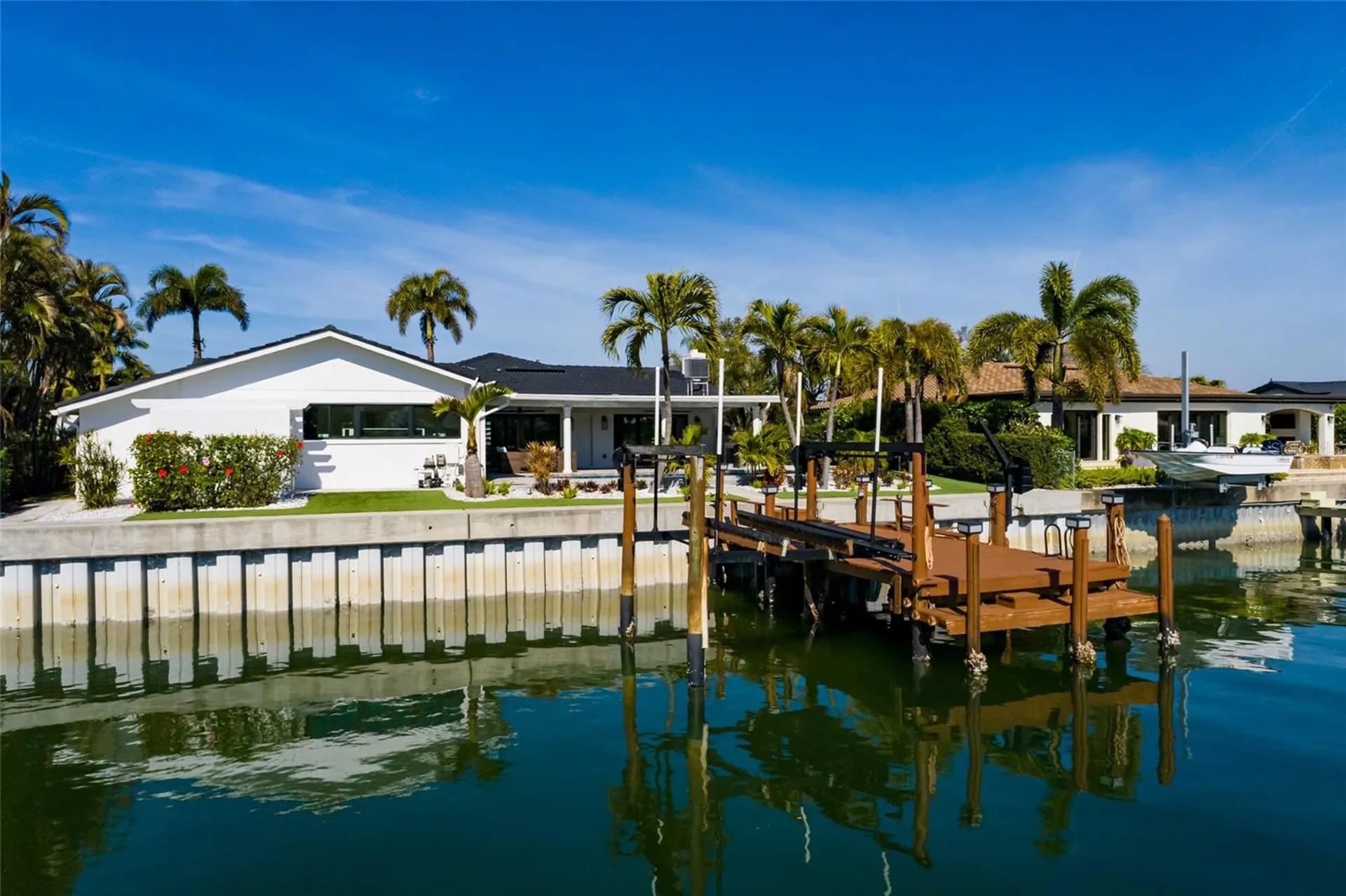 2032 Kansas Avenue NE St Petersburg FL 33703