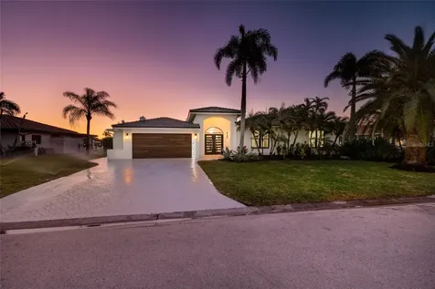 2032 Kansas Avenue NE St Petersburg FL 33703