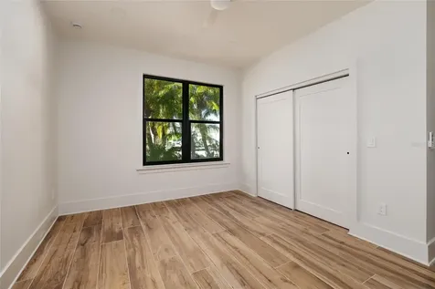 2032 Kansas Avenue NE St Petersburg FL 33703
