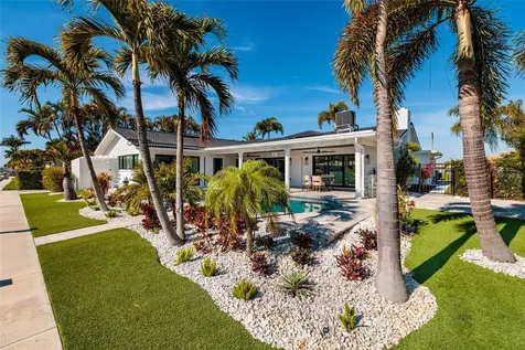 2032 Kansas Avenue NE St Petersburg FL 33703