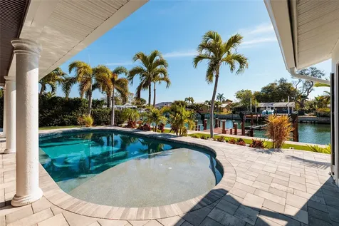 2032 Kansas Avenue NE St Petersburg FL 33703