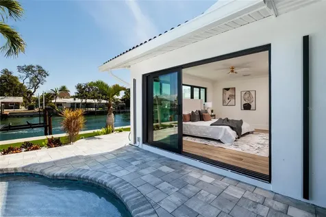 2032 Kansas Avenue NE St Petersburg FL 33703