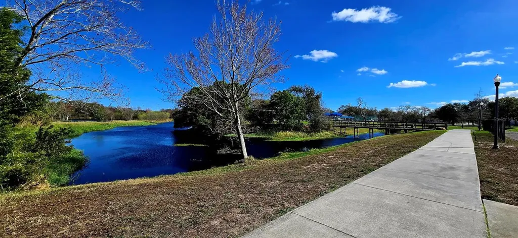 8029 22nd Avenue N St Petersburg FL 33710