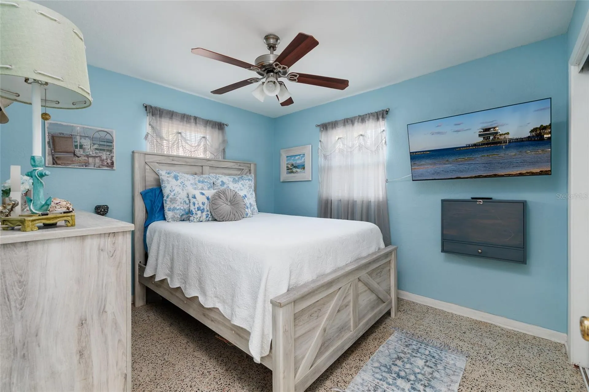 8029 22nd Avenue N St Petersburg FL 33710