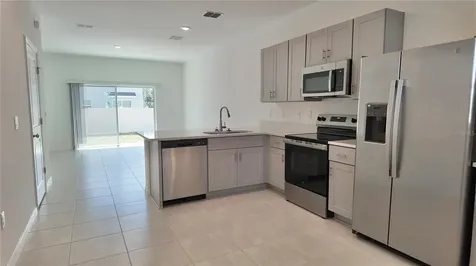 2937 Skyline Loop Kissimmee FL 34758