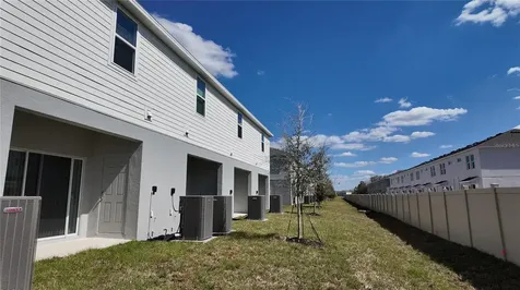 2937 Skyline Loop Kissimmee FL 34758