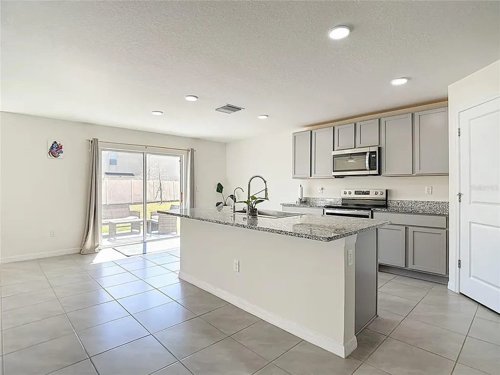 35668 Doveland Drive Zephyrhills FL 33541