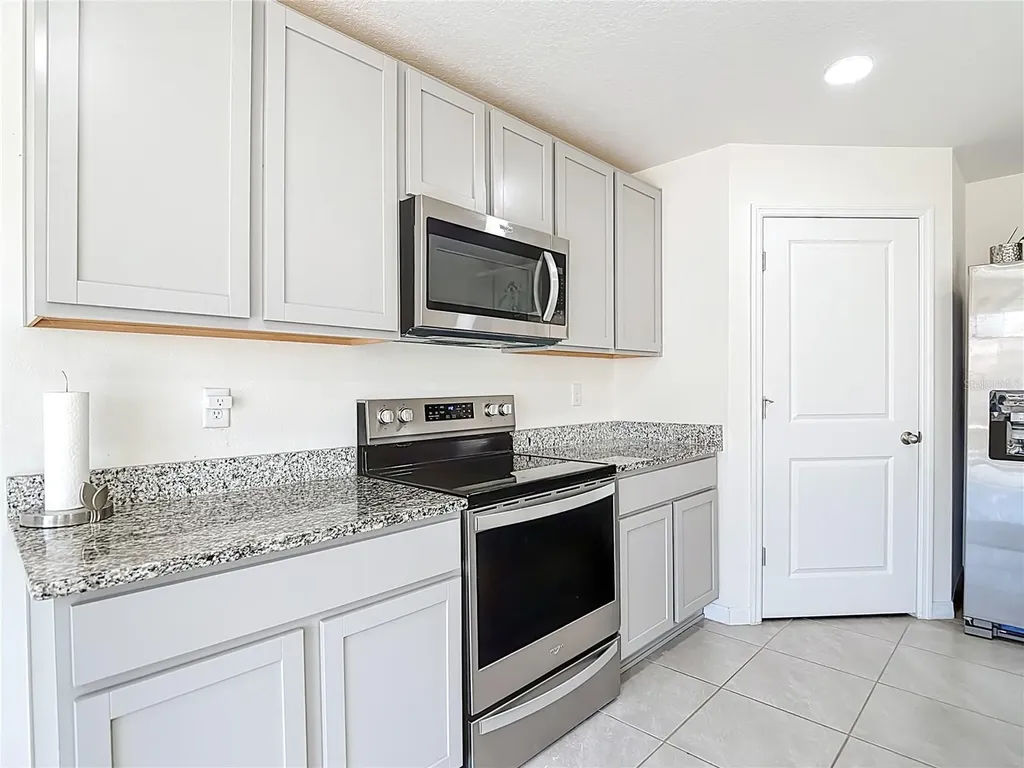 35668 Doveland Drive Zephyrhills FL 33541