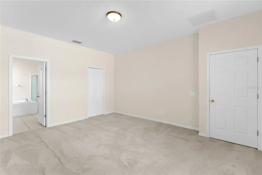10416 Meadow Spring Drive Tampa FL 33647