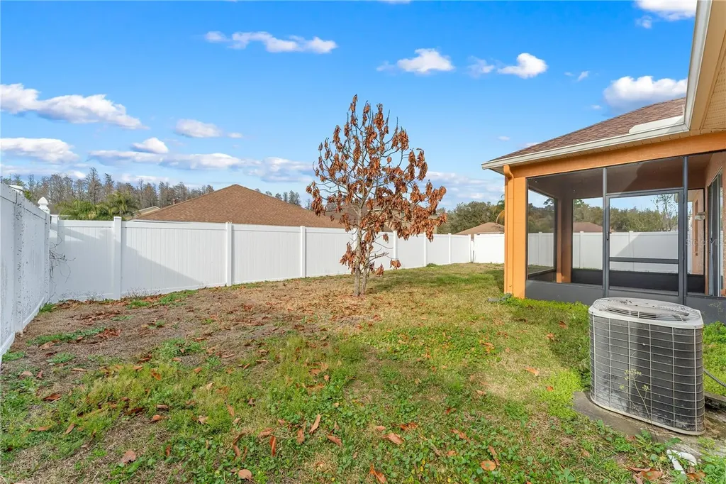 10416 Meadow Spring Drive Tampa FL 33647