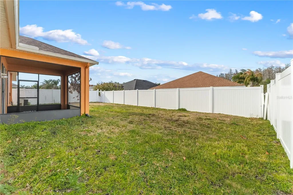 10416 Meadow Spring Drive Tampa FL 33647
