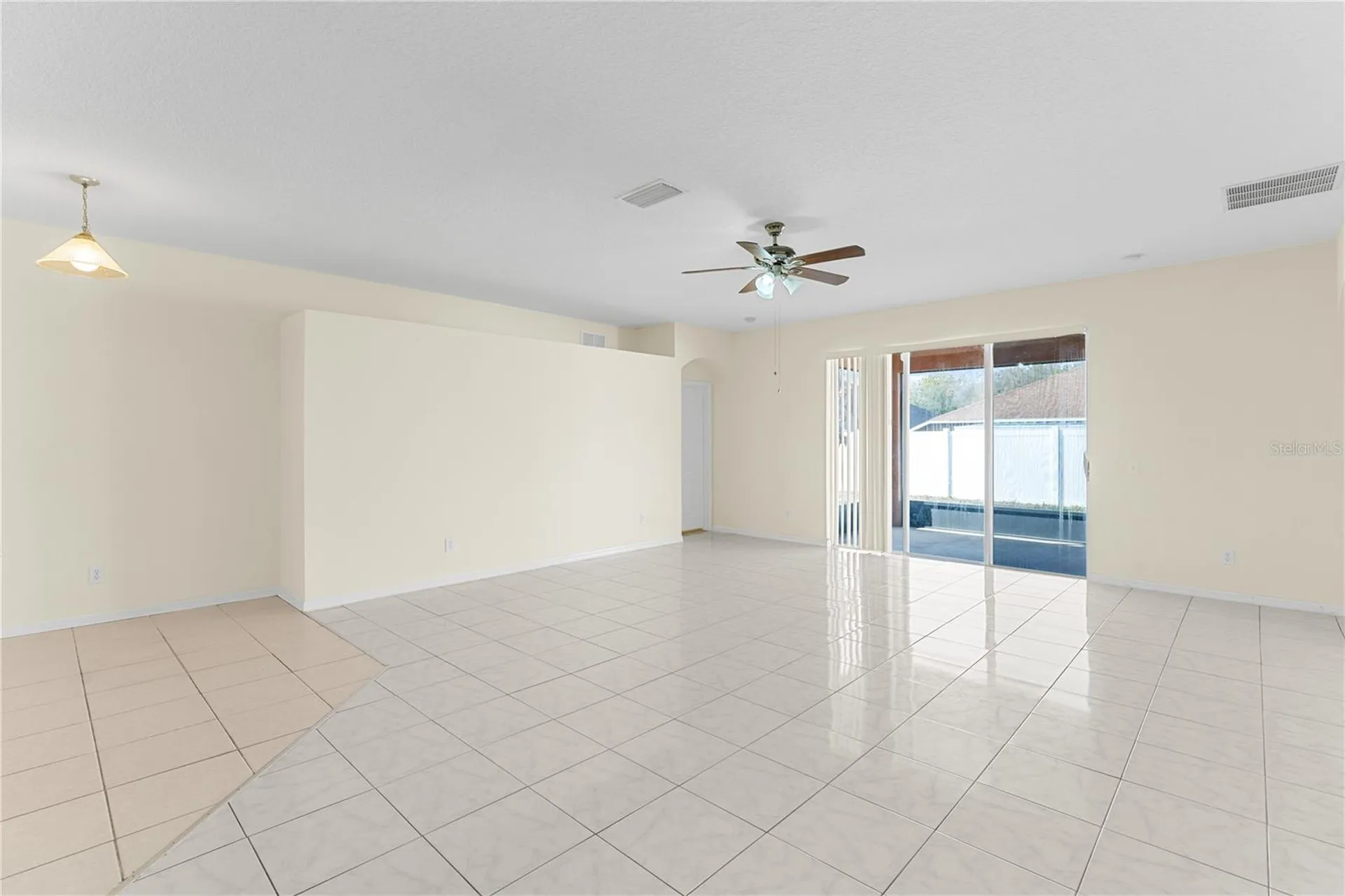 10416 Meadow Spring Drive Tampa FL 33647