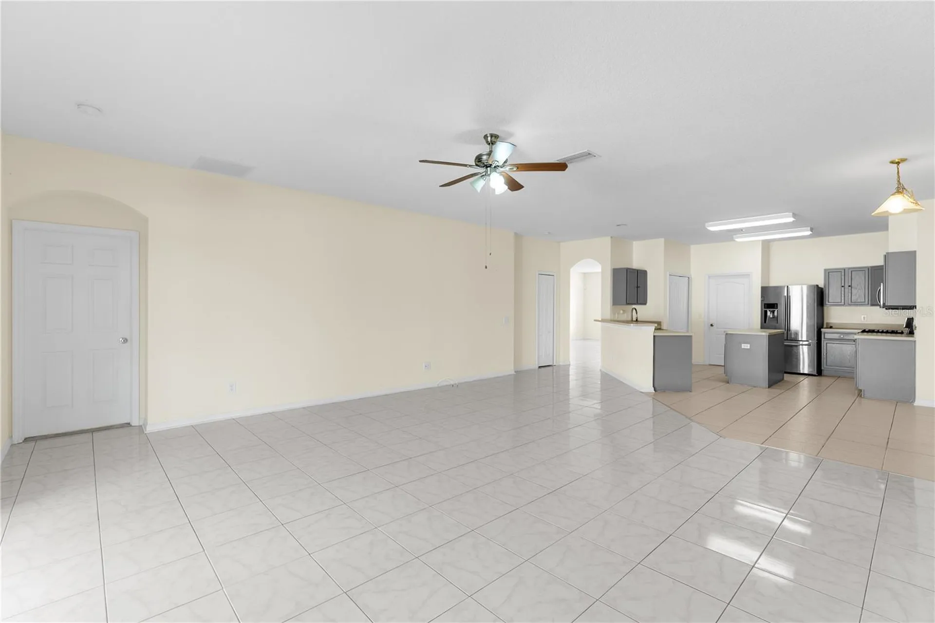 10416 Meadow Spring Drive Tampa FL 33647