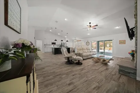 6655 NW 145th Avenue Road Morriston FL 32668