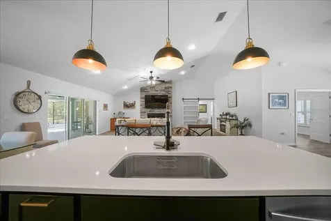 6655 NW 145th Avenue Road Morriston FL 32668