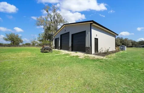 6655 NW 145th Avenue Road Morriston FL 32668