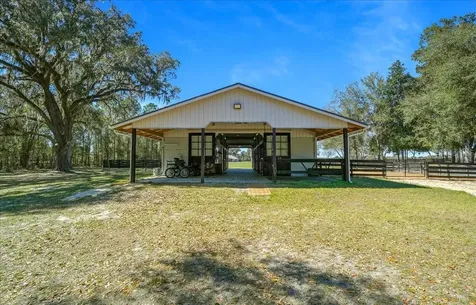 6655 NW 145th Avenue Road Morriston FL 32668