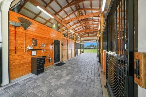 6655 NW 145th Avenue Road Morriston FL 32668