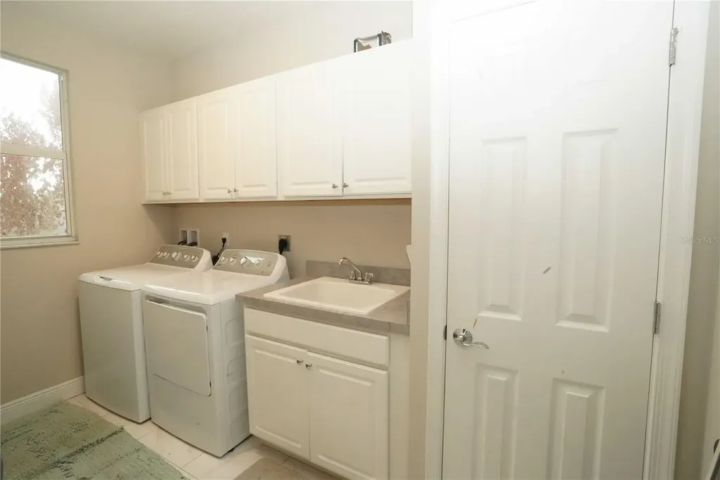 1271 NW Leonardo Circle Port St Lucie FL 34986