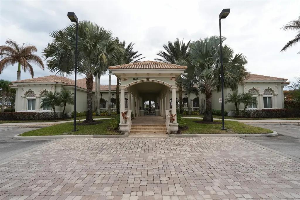 1271 NW Leonardo Circle Port St Lucie FL 34986