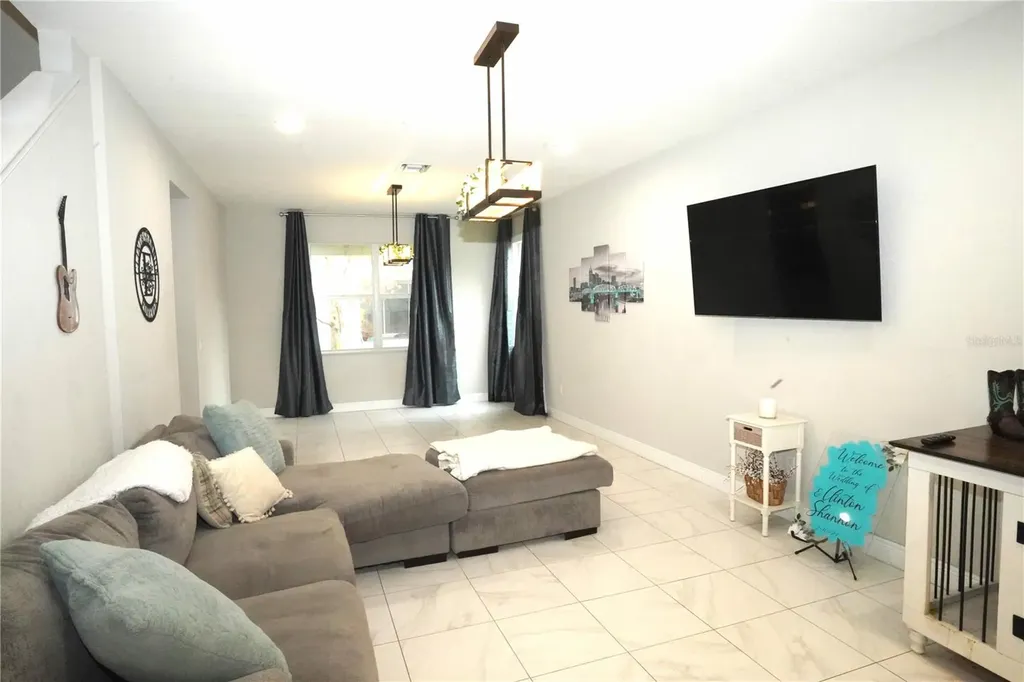 1271 NW Leonardo Circle Port St Lucie FL 34986