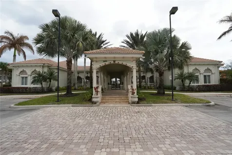 1271 NW Leonardo Circle Port St Lucie FL 34986