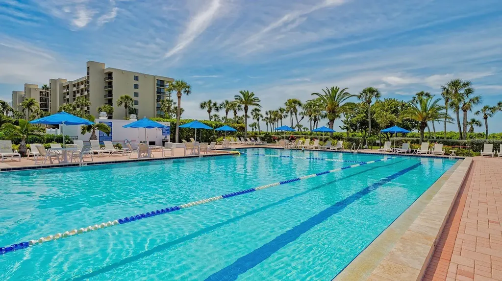 1145 Gulf Of Mexico Drive Longboat Key FL 34228