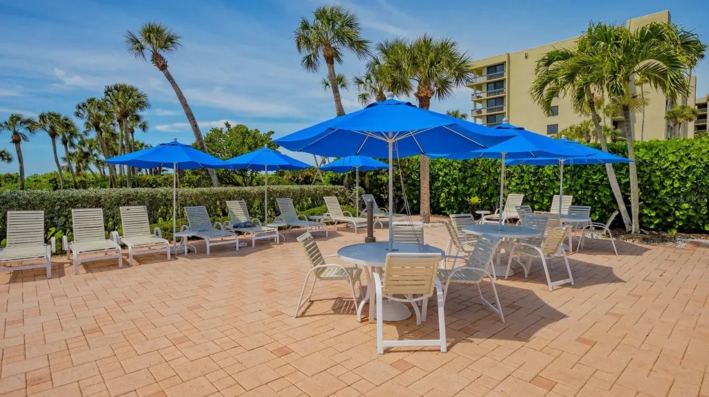 1145 Gulf Of Mexico Drive Longboat Key FL 34228