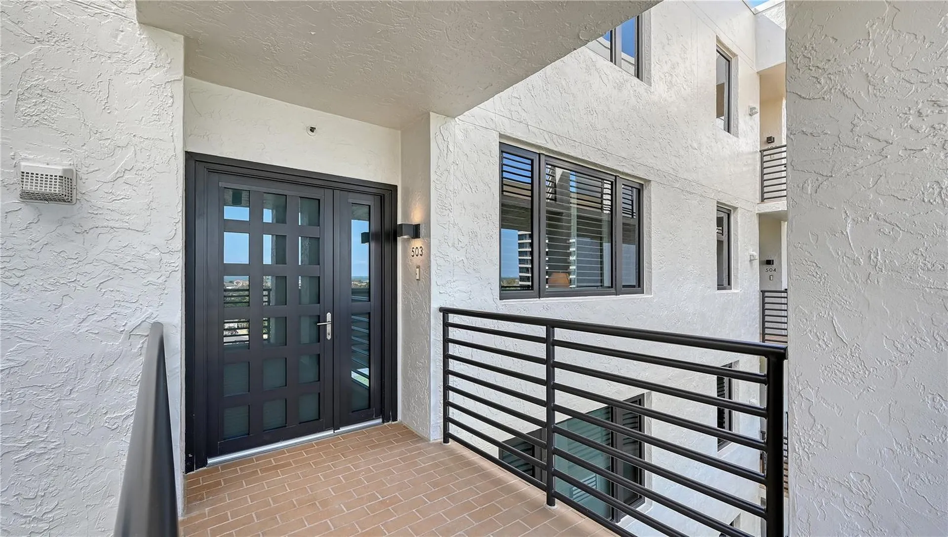 1145 Gulf Of Mexico Drive Longboat Key FL 34228