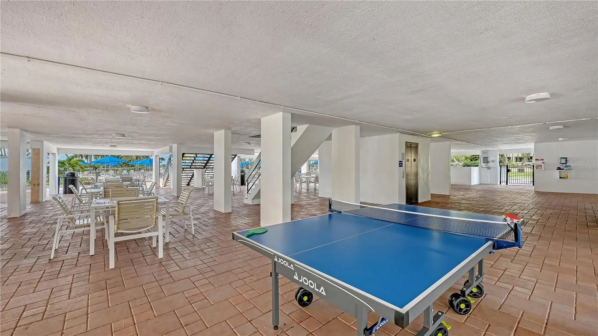 1145 Gulf Of Mexico Drive Longboat Key FL 34228