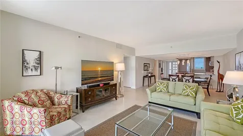 1145 Gulf Of Mexico Drive Longboat Key FL 34228