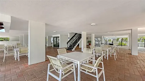 1145 Gulf Of Mexico Drive Longboat Key FL 34228