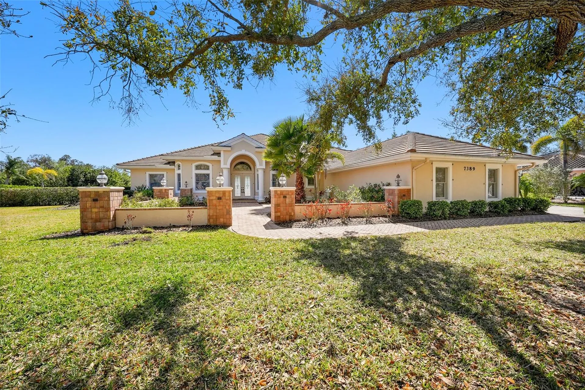 7389 S Serenoa Drive Sarasota FL 34241