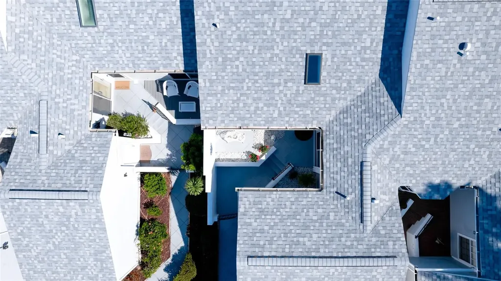 507 Sanderling Circle Bradenton FL 34209