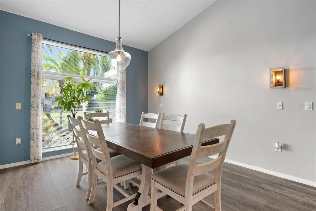 5009 Southern Pine Circle Venice FL 34293