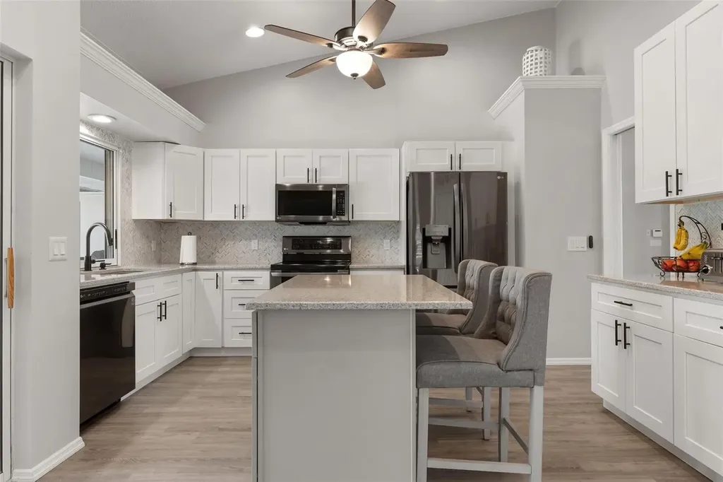 5009 Southern Pine Circle Venice FL 34293