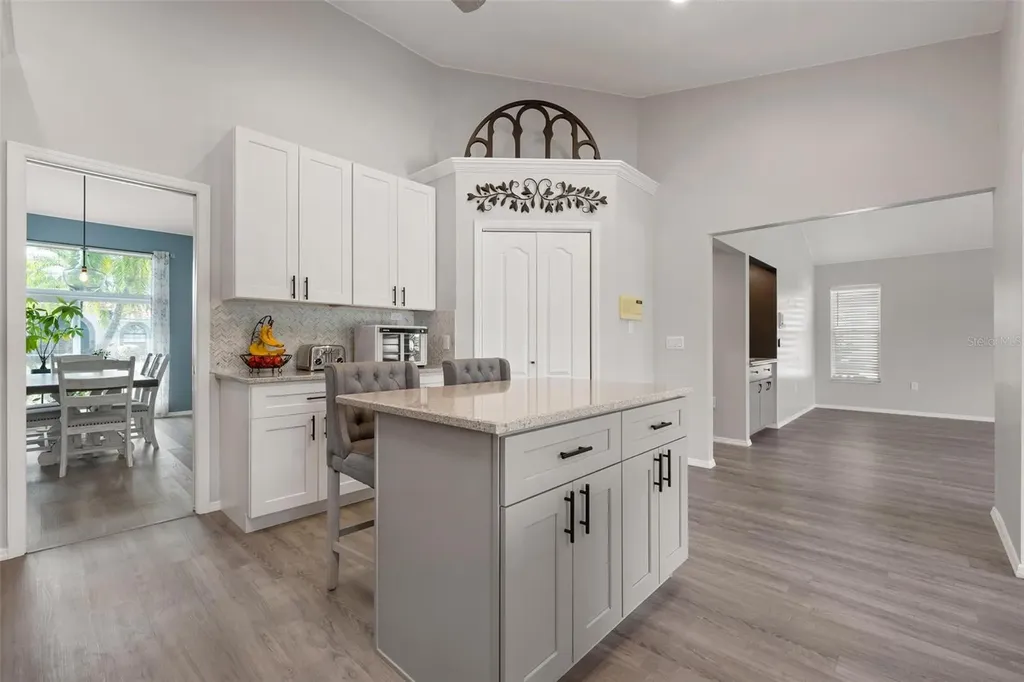 5009 Southern Pine Circle Venice FL 34293