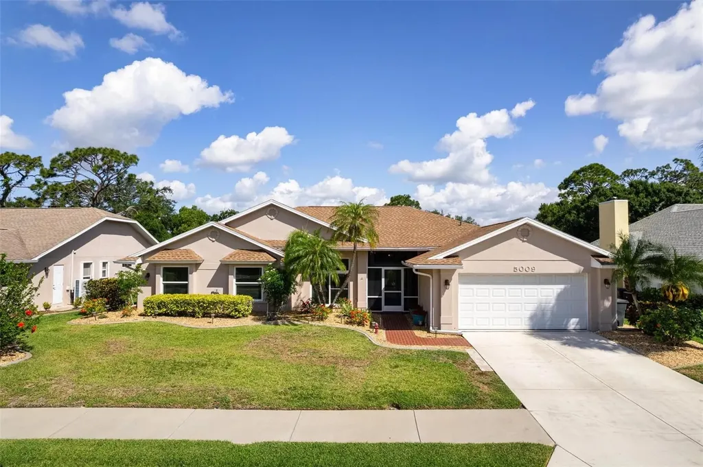 5009 Southern Pine Circle Venice FL 34293