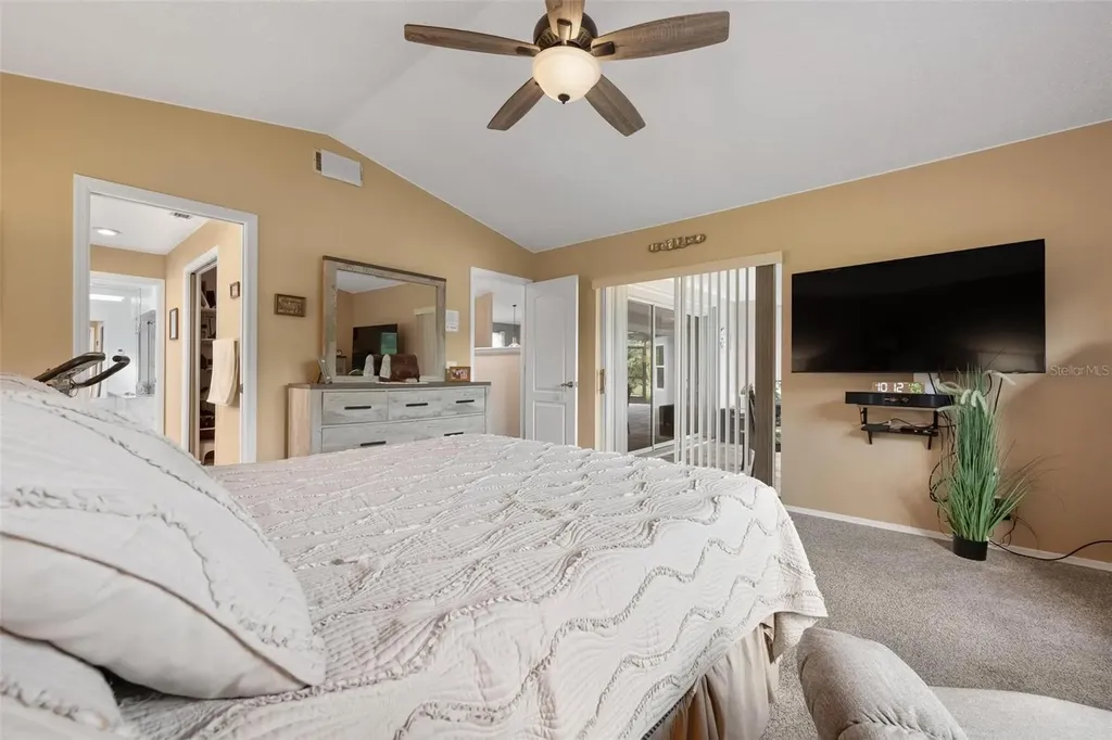 5009 Southern Pine Circle Venice FL 34293