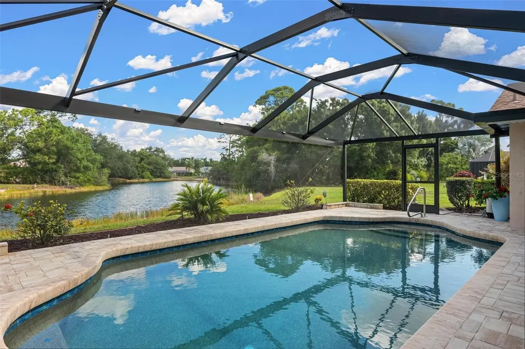 5009 Southern Pine Circle Venice FL 34293