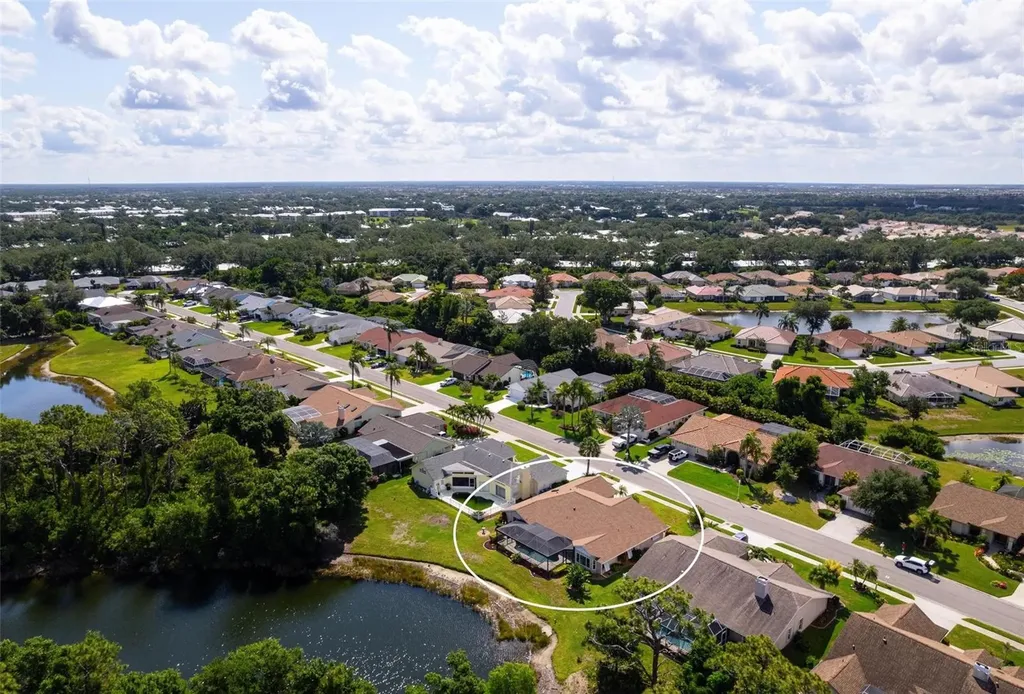 5009 Southern Pine Circle Venice FL 34293
