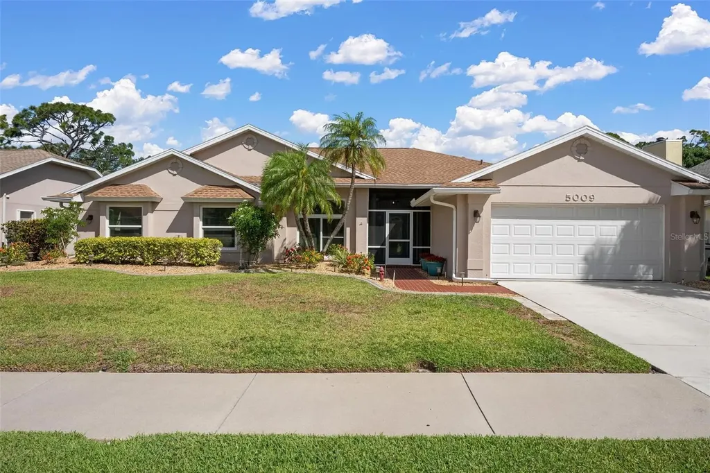 5009 Southern Pine Circle Venice FL 34293