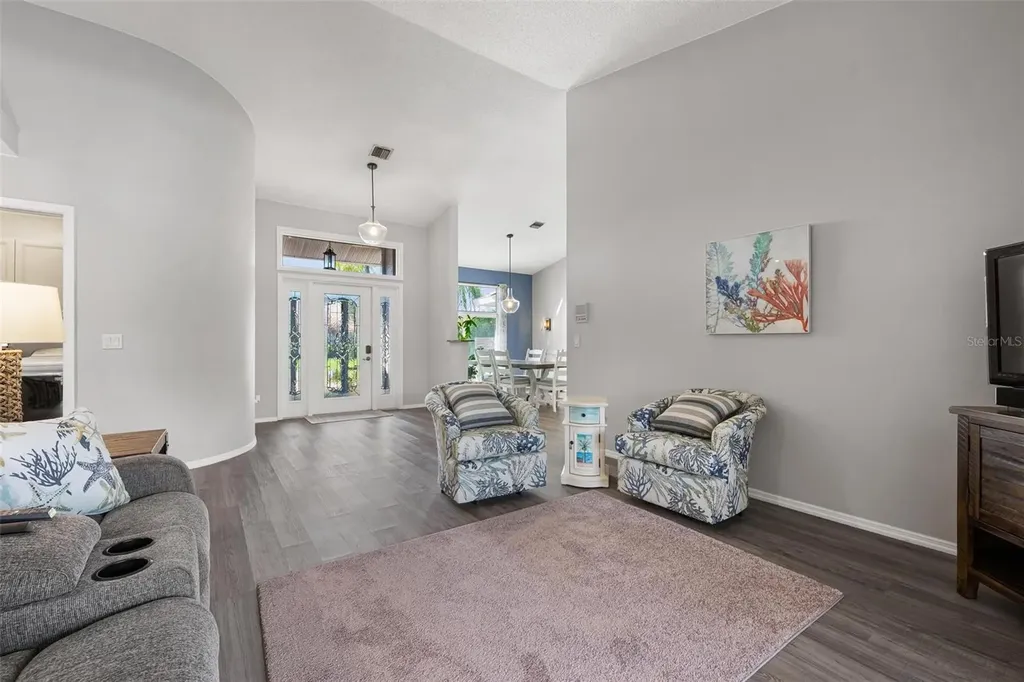 5009 Southern Pine Circle Venice FL 34293