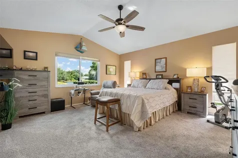 5009 Southern Pine Circle Venice FL 34293