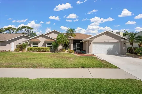 5009 Southern Pine Circle Venice FL 34293