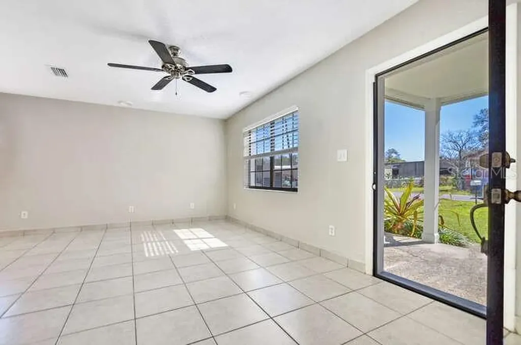 816 E Frierson Avenue Tampa FL 33603