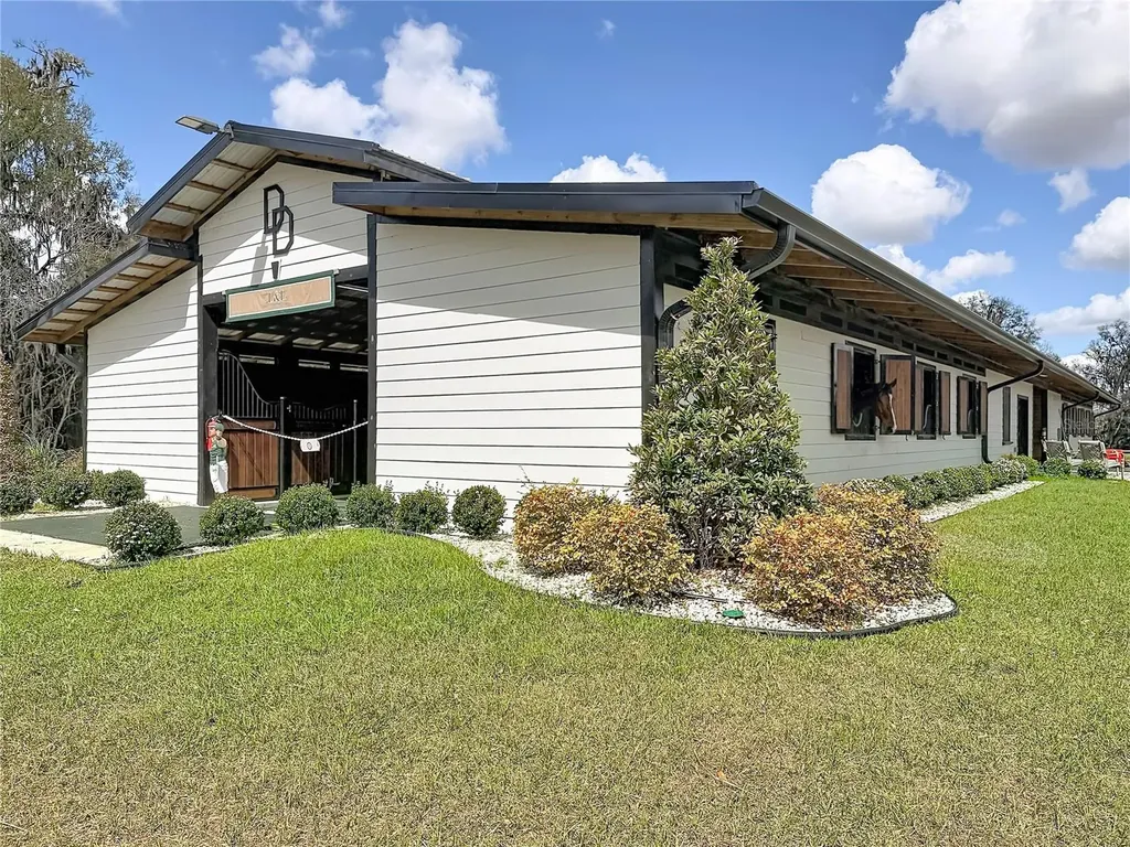 3245 NW 137th Place Reddick FL 32686